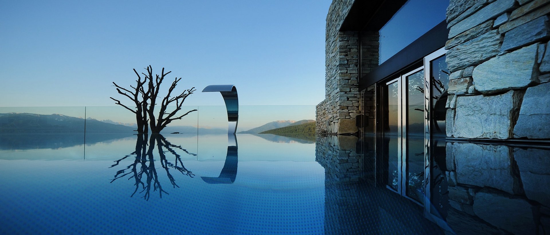 Hotel in Meransen mit Pool Hotel in Meransen mit Pool