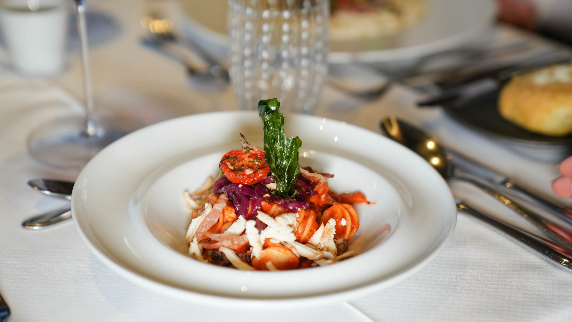 WhatsApp anfragen – Tratterhof Hotel WhatsApp anfragen – Tratterhof Hotel