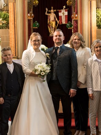 Frisch verheiratet Frisch verheiratet