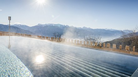 Hotel in Meransen mit Pool Hotel in Meransen mit Pool