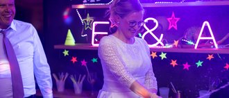 Frisch verheiratet Frisch verheiratet