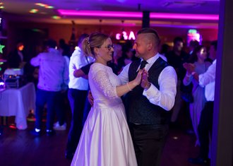 Frisch verheiratet Frisch verheiratet