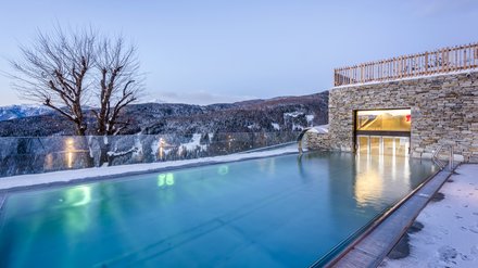 Hotel in Meransen mit Pool Hotel in Meransen mit Pool