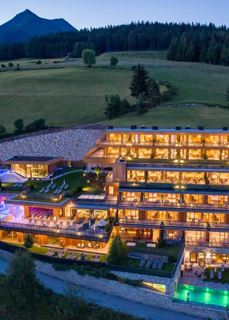 Tratterhof Bildergalerie – Mountain Sky Hotel Tratterhof Bildergalerie – Mountain Sky Hotel