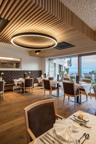 Tratterhof Bildergalerie – Mountain Sky Hotel Tratterhof Bildergalerie – Mountain Sky Hotel